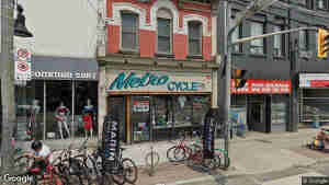 1412 Queen Street W