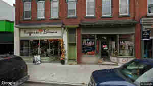 4 20 A Dundas Street E