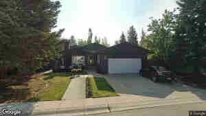 163 Oakmount Road SW