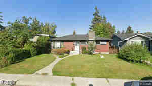 85 Langton Drive SW