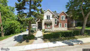 11 Rosery Drive NW