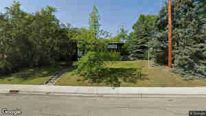 35 Meadowview Road SW