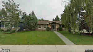 552 Lake Moraine Gr SE