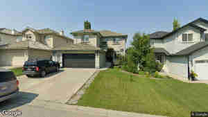 97 Valley Ponds Crescent NW