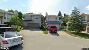 30 Deerview Heights SE