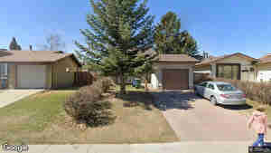 16 Fonda Close SE